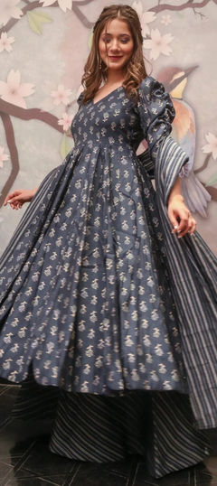 Black and Grey color Salwar Kameez in Muslin fabric with Digital Print work
