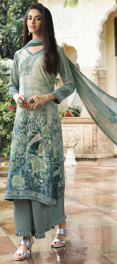 Black and Grey color Salwar Kameez in Crepe Silk fabric with Printed work