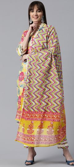 Festive, Summer Multicolor color Salwar Kameez in Cotton fabric with Straight Floral, Lace, Printed, Thread work : 1912160