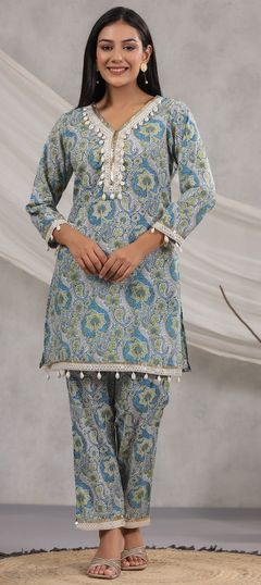 Blue color Co-ords Set in Cotton fabric with Embroidered, Printed, Resham, Thread work