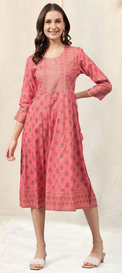 Red and Maroon color Kurti in Rayon fabric with Embroidered, Patch, Printed work