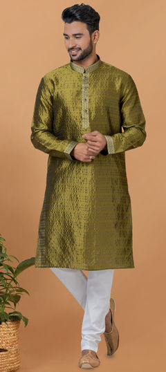 Green color Kurta Pyjamas in Silk fabric with Sequence, Thread work