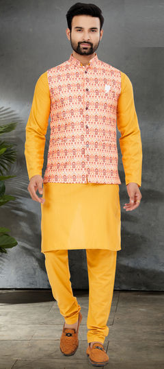 Yellow color Kurta Pyjama with Jacket in Cotton fabric with Digital Print work