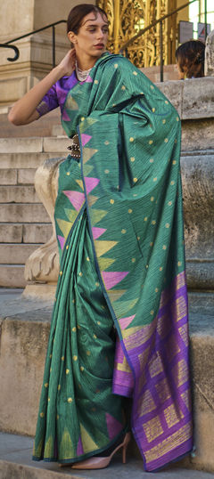 Green color Saree in Silk fabric with Printed, Weaving work