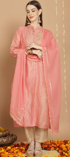 Pink and Majenta color Salwar Kameez in Chanderi Silk fabric with Lace, Zardozi work