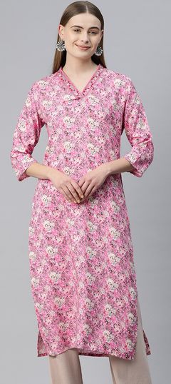 Pink and Majenta color Kurti in Rayon fabric with Floral, Printed, Resham, Thread work