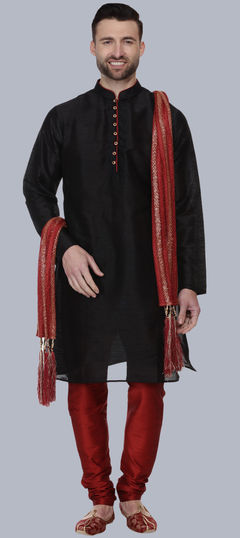 Party Wear Black and Grey color Kurta Pyjamas in Dupion Silk fabric with Thread work : 1918923