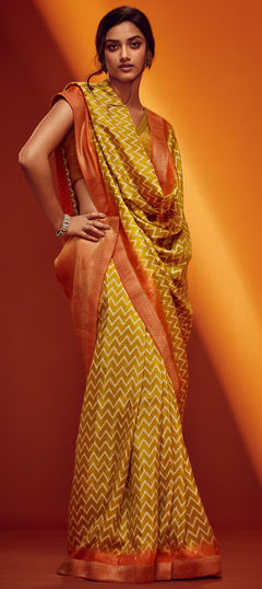 Engagement, Party Wear, Wedding Gold color Saree in Viscose fabric with Classic Digital Print, Weaving, Zari work : 1919122