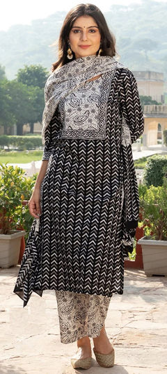 Festive, Party Wear Black and Grey color Salwar Kameez in Cotton fabric with Straight Printed work : 1920234