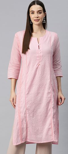 Pink and Majenta color Kurti in Cotton fabric with Thread work