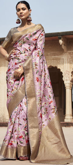 Pink and Majenta color Saree in Handloom fabric with Floral, Printed, Weaving work