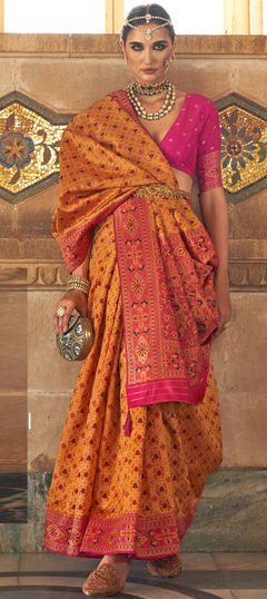 Orange, Pink and Majenta color Saree in Banarasi Silk, Silk fabric with Weaving, Zari work