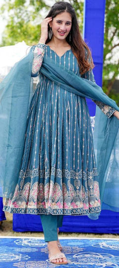 Blue color Salwar Kameez in Georgette fabric with Printed work