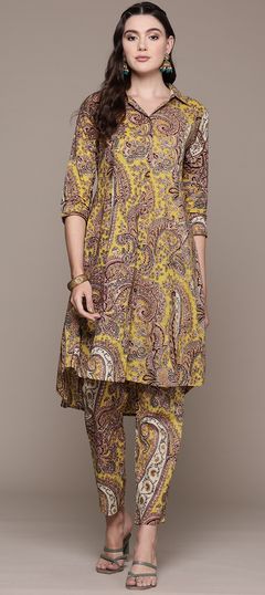 Yellow color Co-ords Set in Cotton fabric with Printed work