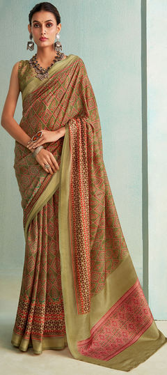 Green color Saree in Jute, Silk fabric with Printed, Weaving work