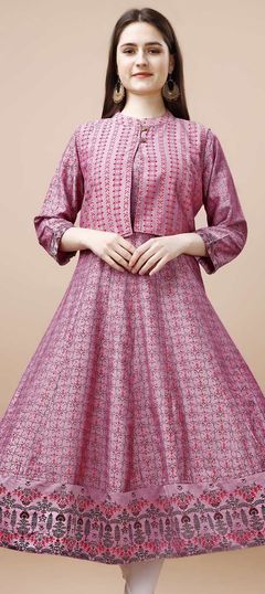 Pink and Majenta color Kurti in Cotton fabric with Foil Print work