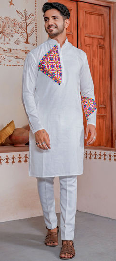 Party Wear White and Off White color Kurta Pyjamas in Cotton fabric with Embroidered, Sequence, Thread, Zari work : 1929398