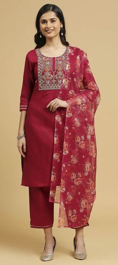 Pink and Majenta color Salwar Kameez in Cotton fabric with Embroidered, Printed, Thread work