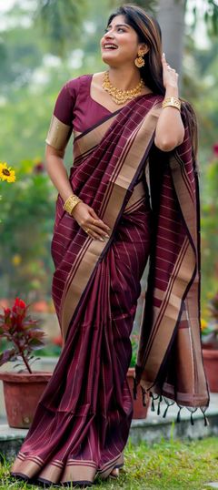 Reception, Traditional Purple and Violet color Saree in Tussar Silk fabric with South Weaving work : 1930147