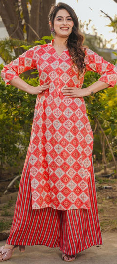 Summer Red and Maroon color Salwar Kameez in Rayon fabric with Palazzo, Straight Digital Print work : 1930350