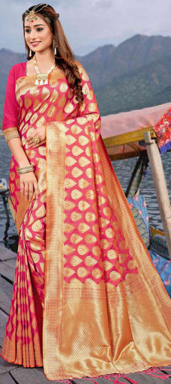 Pink and Majenta color Saree in Banarasi Silk, Silk fabric with Weaving, Zari work