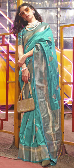 Green color Saree in Art Silk, Silk fabric with Weaving work