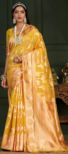 Yellow color Saree in Banarasi Silk fabric with Thread, Zari work