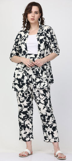 White and Off White color Co-ords Set in Cotton fabric with Printed work