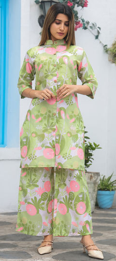 Green color Co-ords Set in Cotton fabric with Digital Print work