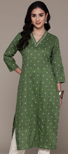 Green color Kurti in Cotton fabric with Bugle Beads, Printed work