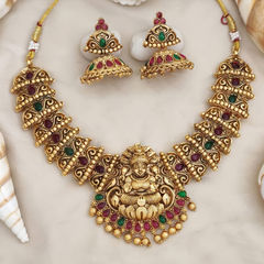 Green color Necklace in Metal Alloy studded with Kundan & Gold Rodium Polish : 1933632