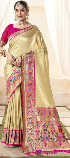 Gold color Saree in Handloom fabric with Weaving work