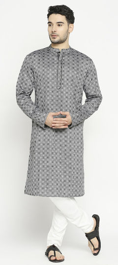 Black and Grey color Kurta Pyjamas in Cotton fabric with Printed work