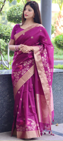 Purple and Violet color Saree in Linen fabric with Border, Jamdani, Weaving, Zari work