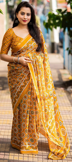 Yellow color Saree in Blended Cotton fabric with Printed work