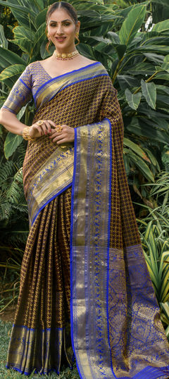 Green color Saree in Kanchipuram Silk fabric with Weaving work