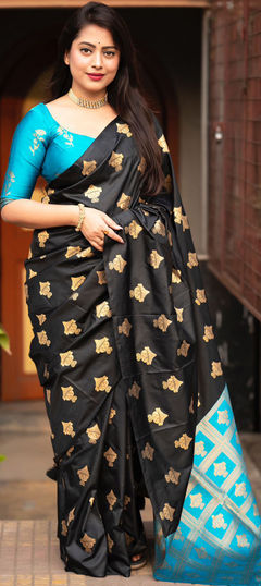 Black and Grey, Blue color Saree in Chanderi Silk fabric with Weaving work