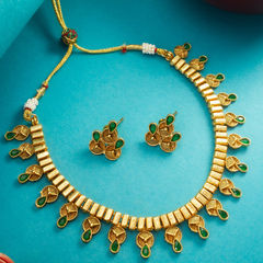 Gold Rodium Polish Green, White and Off White color Necklace in Metal Alloy studded with Beads