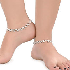 Silver color Anklet in Metal Alloy studded with Beads & Silver Rodium Polish : 1941702