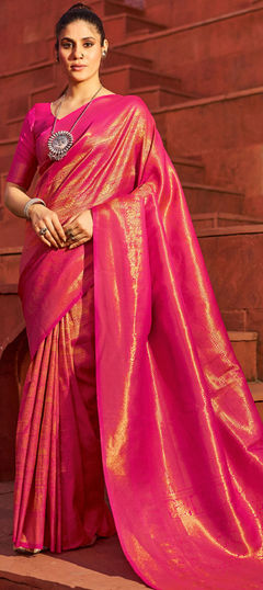 Pink and Majenta color Saree in Blended fabric with Weaving work