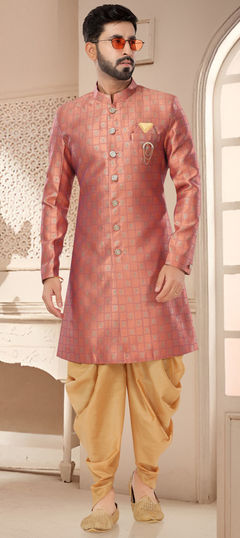 Pink and Majenta color IndoWestern Dress in Jacquard fabric with Broches, Weaving work