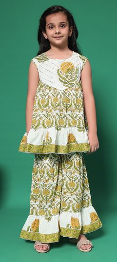 Festive, Summer Green color Girls Top with Bottom in Cotton fabric with Anarkali, Sharara Floral, Gota Patti, Printed work : 1943167