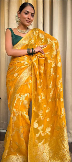 Festive, Traditional Yellow color Saree in Banarasi Silk fabric with South Printed, Weaving work : 1943644