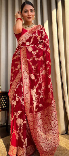 Festive, Traditional Red and Maroon color Saree in Banarasi Silk fabric with South Printed, Weaving work : 1943645