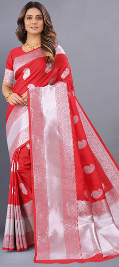 Red and Maroon color Saree in Kanjeevaram Silk fabric with Weaving work