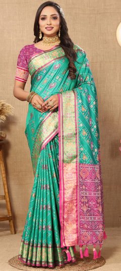 Green color Saree in Patola Silk fabric with Weaving, Zari work