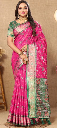 Pink and Majenta color Saree in Patola Silk fabric with Weaving, Zari work