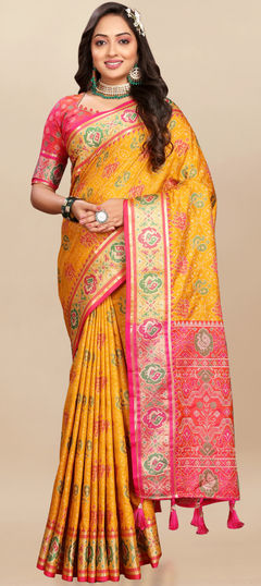 Reception, Traditional Yellow color Saree in Patola Silk fabric with South Weaving, Zari work : 1943976