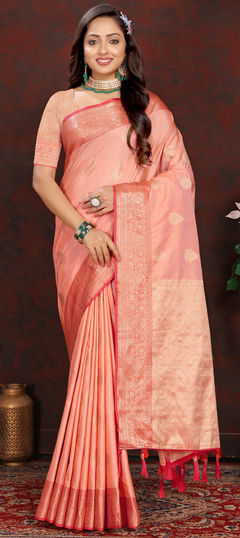 Reception, Traditional Pink and Majenta color Saree in Silk cotton fabric with South Weaving, Zari work : 1944012