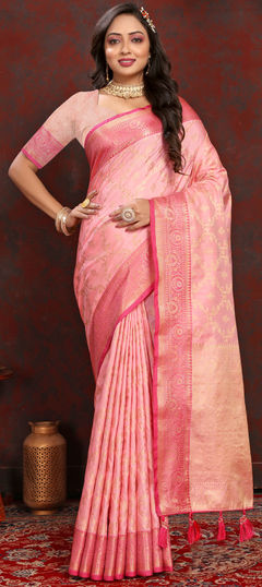 Reception, Traditional Pink and Majenta color Saree in Silk cotton fabric with South Weaving, Zari work : 1944017